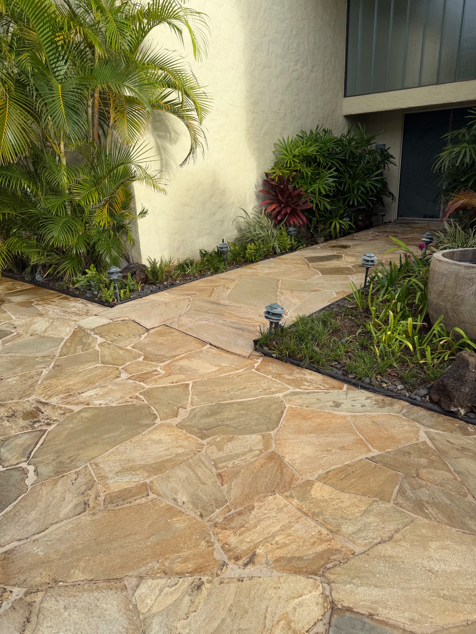 Gallery photos for Soft Washing Flagstone the Right Way: Image #1