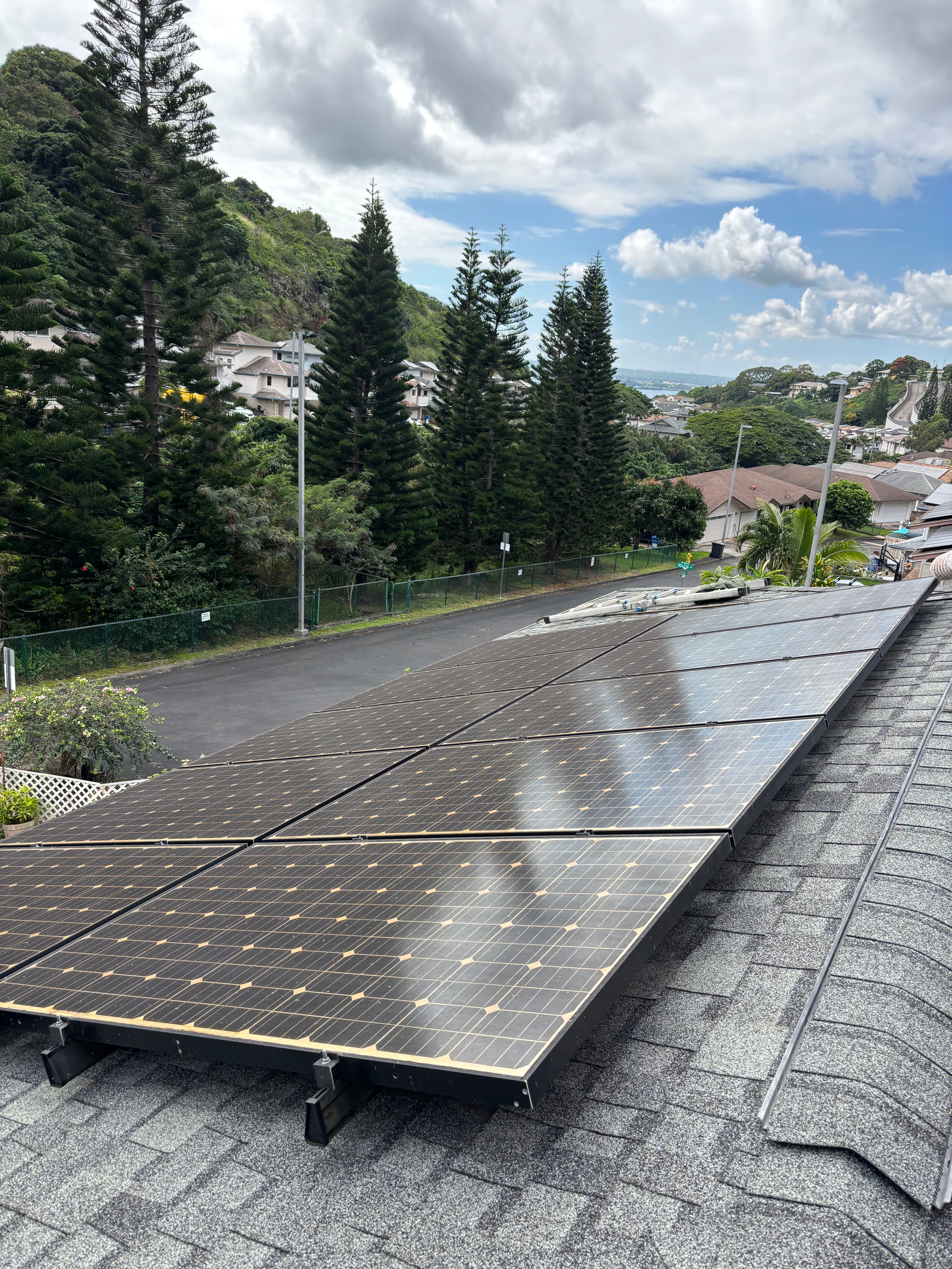 Project Shining Solar Panels for Maximum Efficiency image